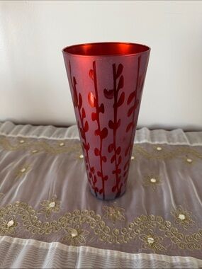 Red Decorative GlassTumbler Vase with Leaf Motif